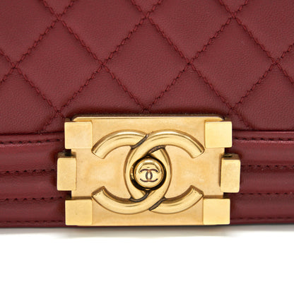 Chanel Medium Boy Bag Lambskin burgundy