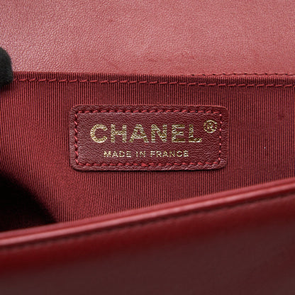 Chanel Medium Boy Bag Lambskin burgundy