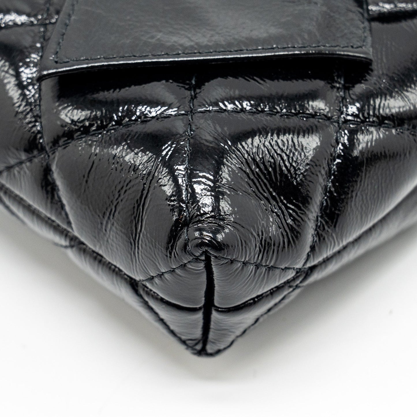 Chanel 24A Bowknot Clutch With Chain patent Crumpled Lambskin/Shiny Lambskin Black  (microchip)