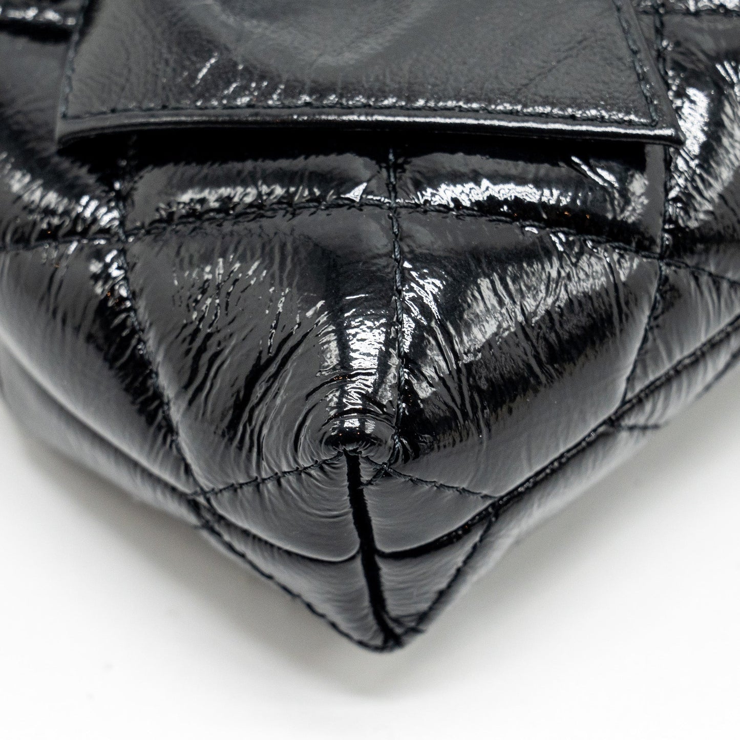 Chanel 24A Bowknot Clutch With Chain patent Crumpled Lambskin/Shiny Lambskin Black  (microchip)