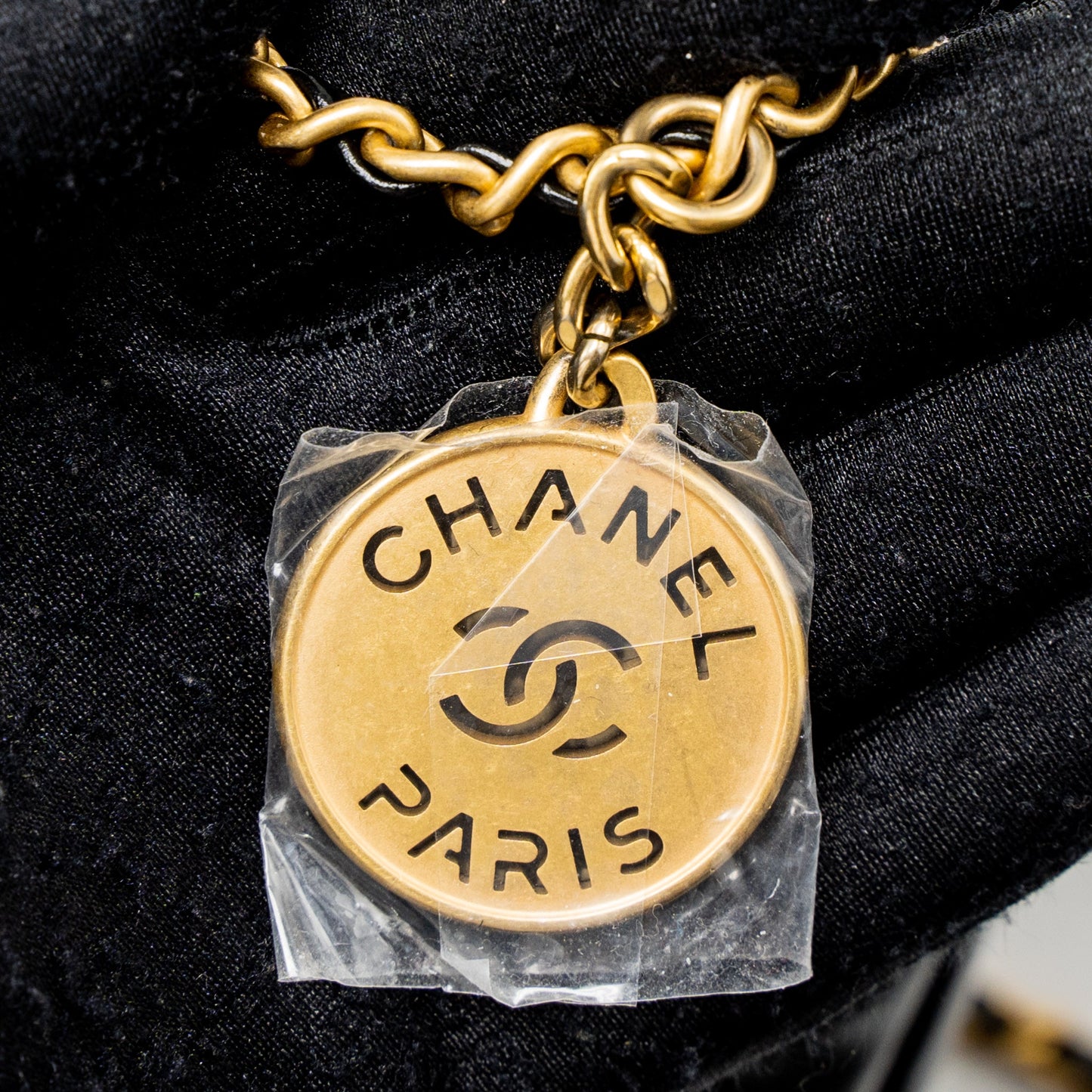 Chanel 23S Mini 22 Bag Shiny Calfskin Black Brushed  (Microchip)