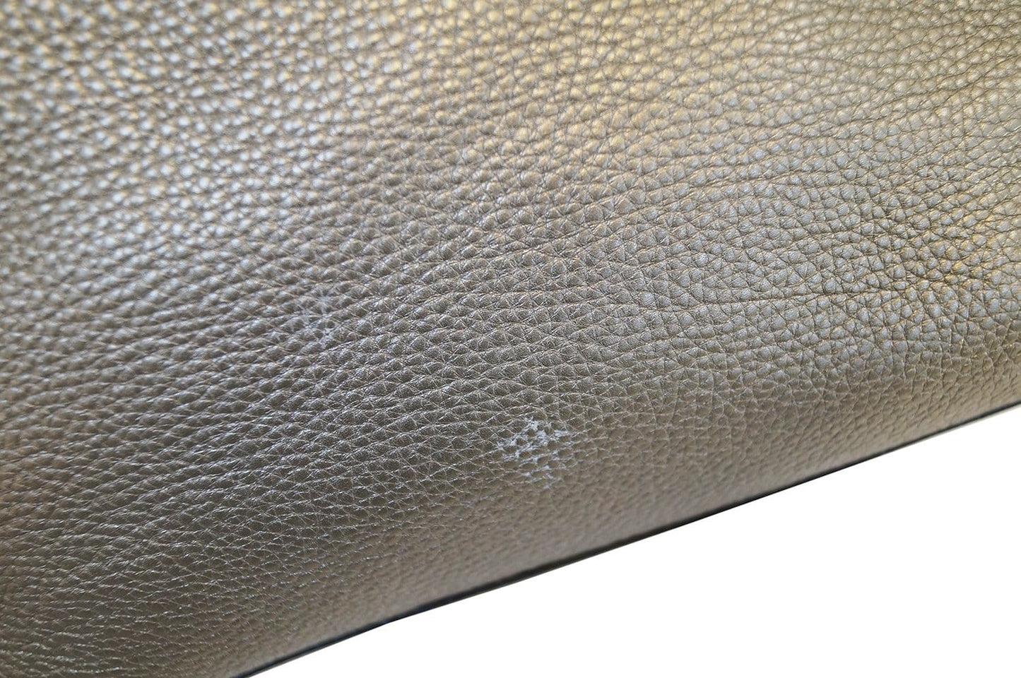 GUCCI Gold Pebbled Leather Soho Chain Tote Bag