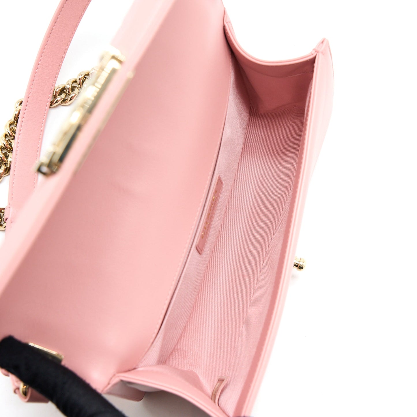 Chanel Medium Boy Bag Calfskin Pink L