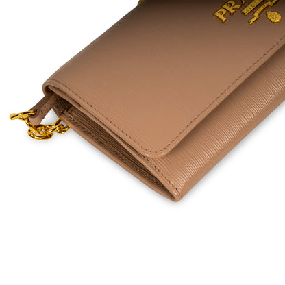 Prada Wallet on Chain