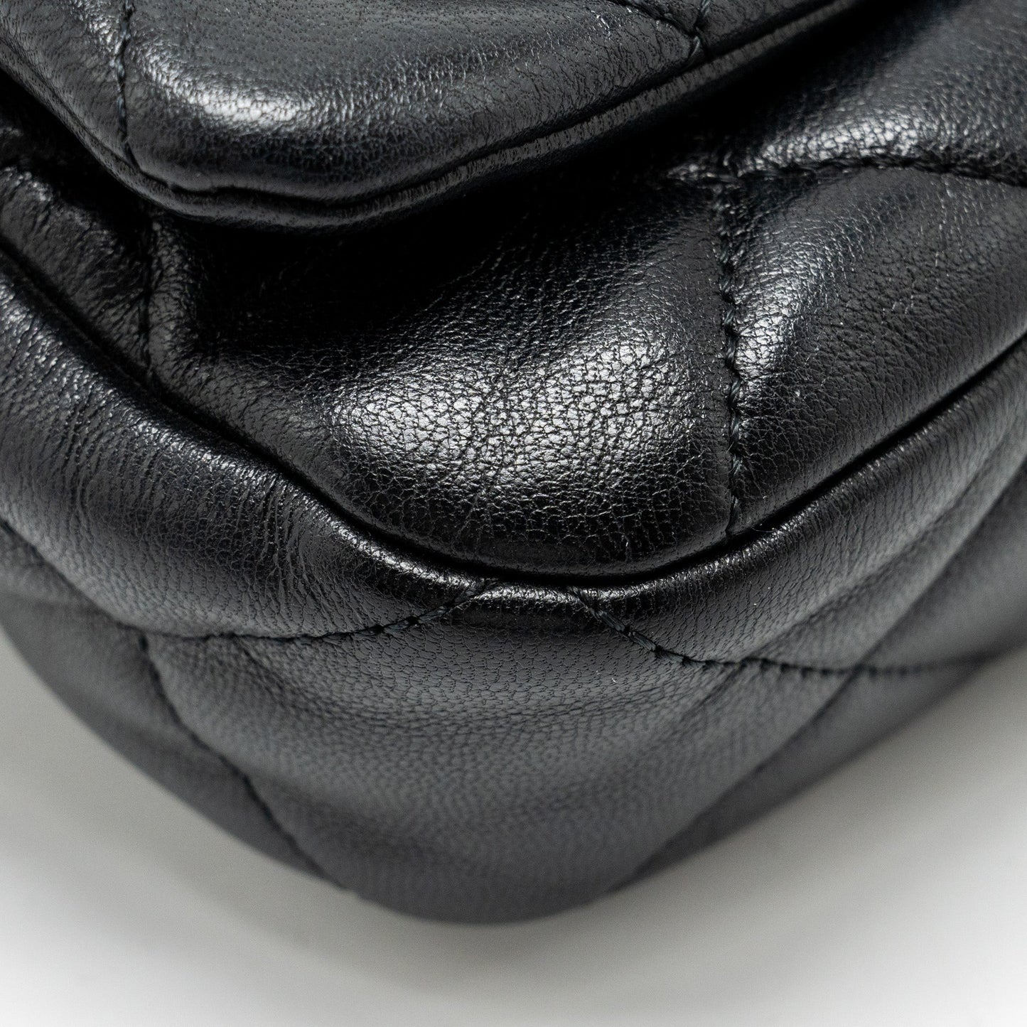 Chanel 19 Quilted Waist Belt Bag Shiny Goatskin Black