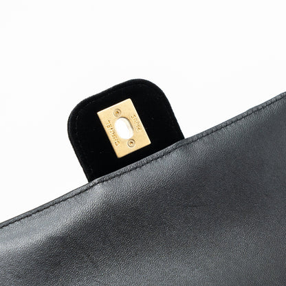 Chanel 22B Chanel on chains square flap bag velvet black  (Microchip)