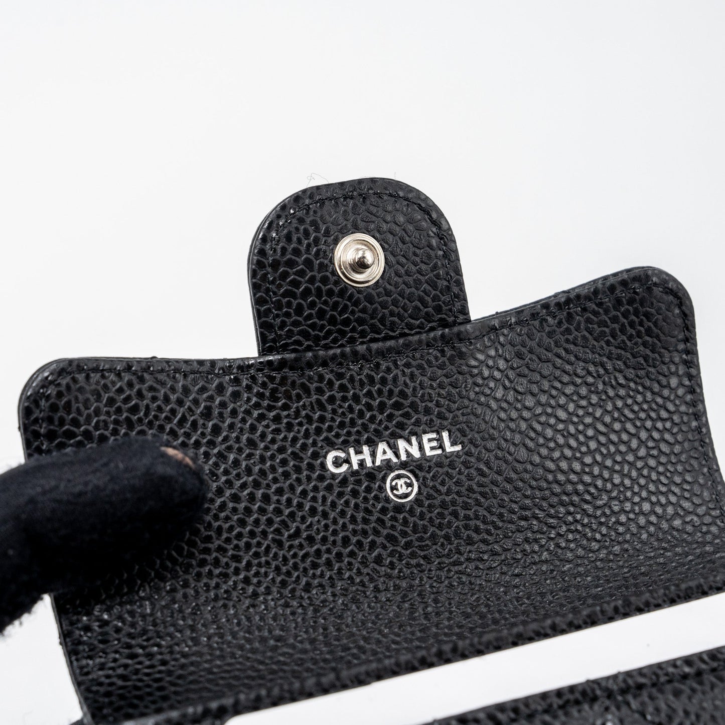Chanel classic flap card holder caviar black  (microchip)