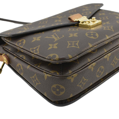LOUIS VUITTON Metis Pochette Monogram Canvas Crossbody Bag Brown