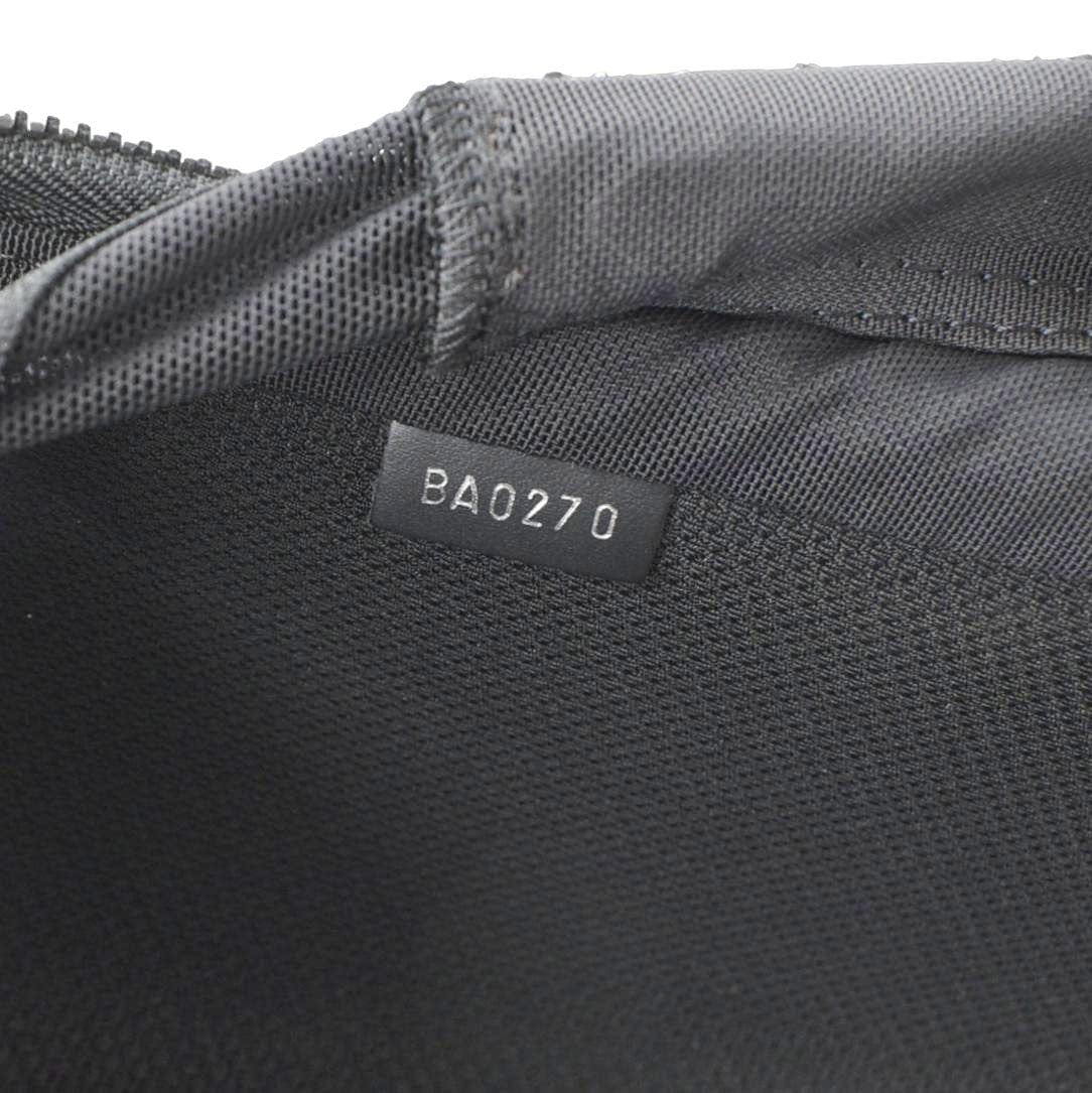 LOUIS VUITTON Horizon 70 Monogram Eclipse Canvas Rolling Suitcase Black