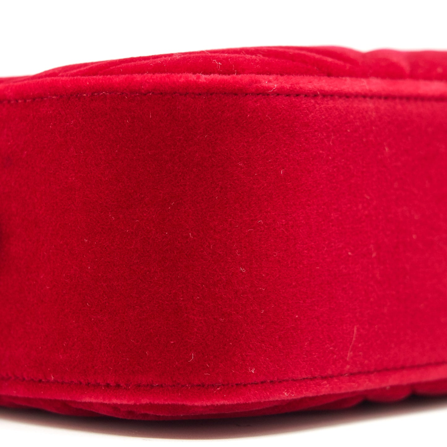 Gucci Marmont Valvet Camera Bag Red