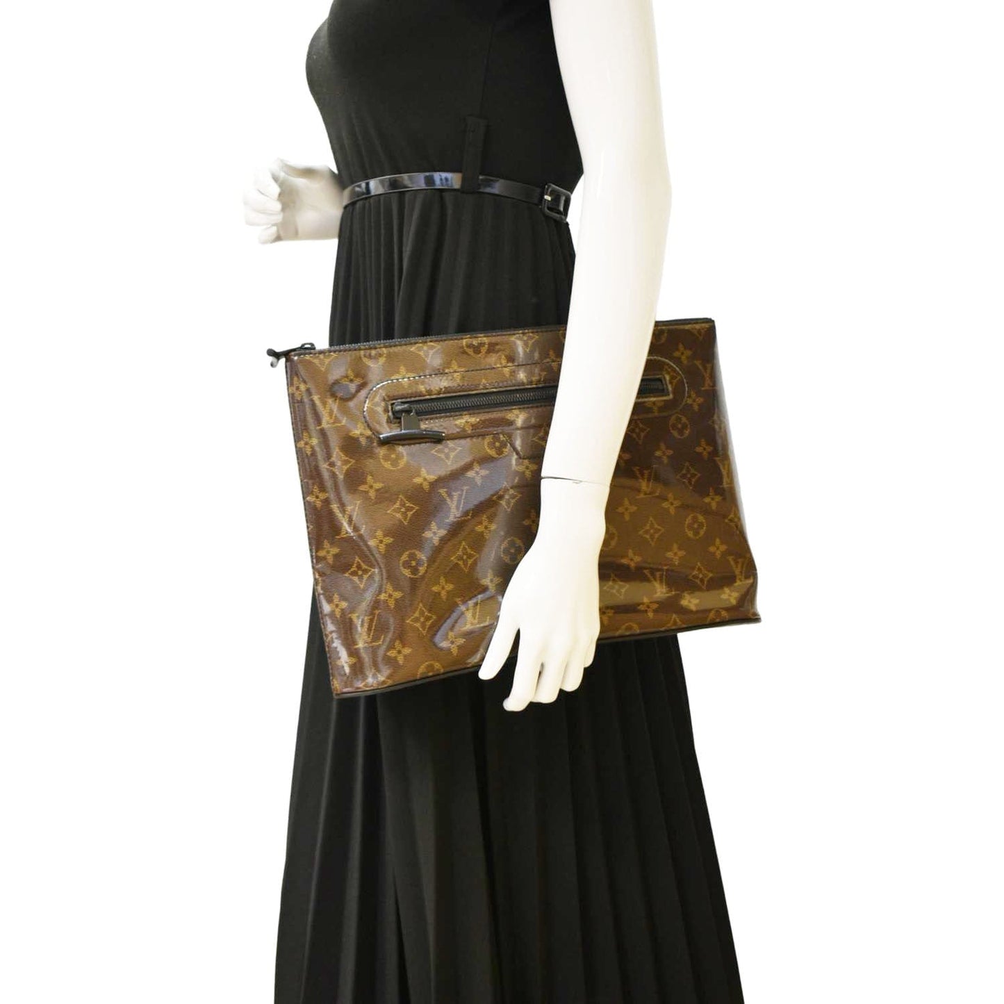 LOUIS VUITTON Pochette Cosmos Monogram Glaze Canvas Pouch Brown