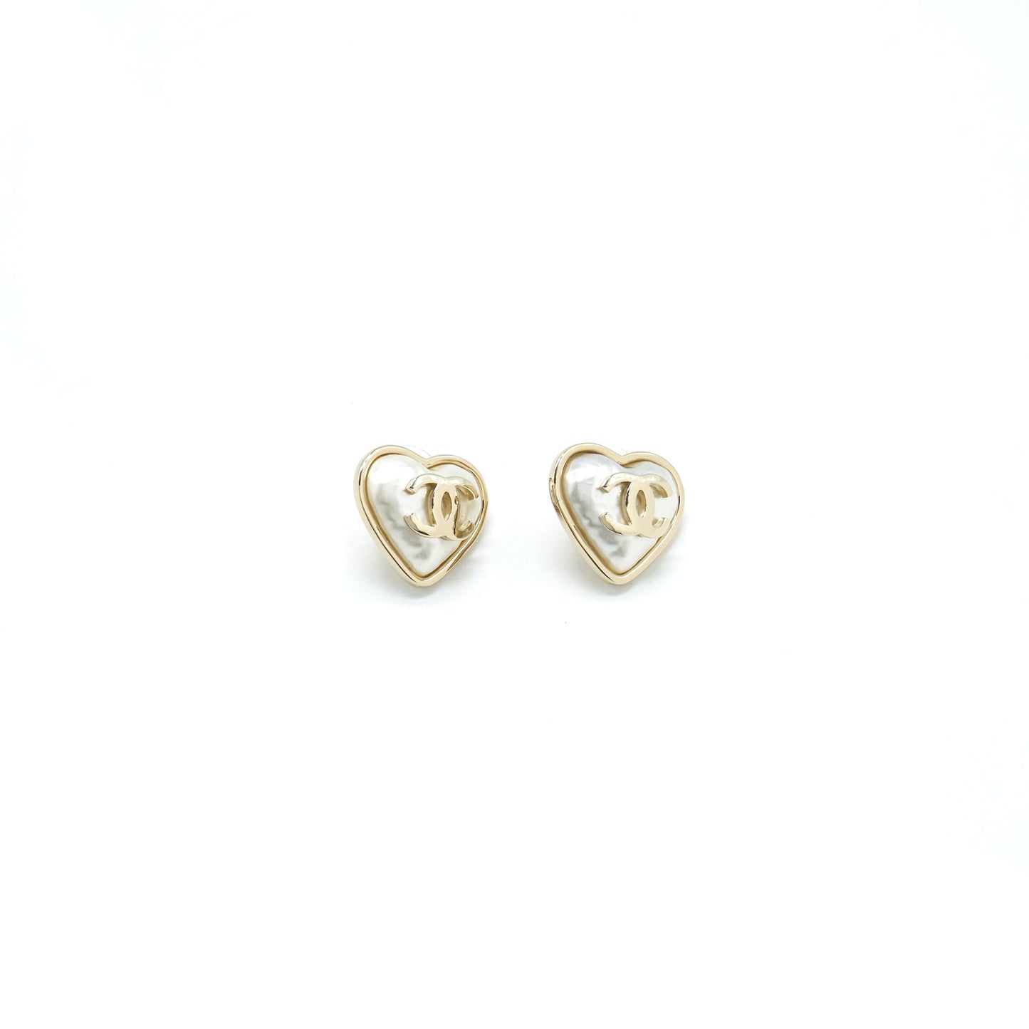 Chanel 22c giant heart earring