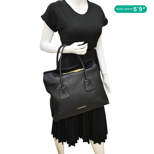 BURBERRY Baynard Medium Grainy Calfskin Leather Tote Bag Black