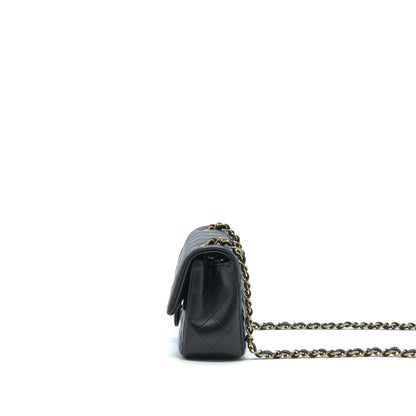 Chanel Mini Rectangular Flap Bag Lambskin Black L(Microchip）