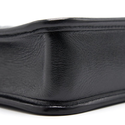 Chanel 18B Calfskin Camera Case Black