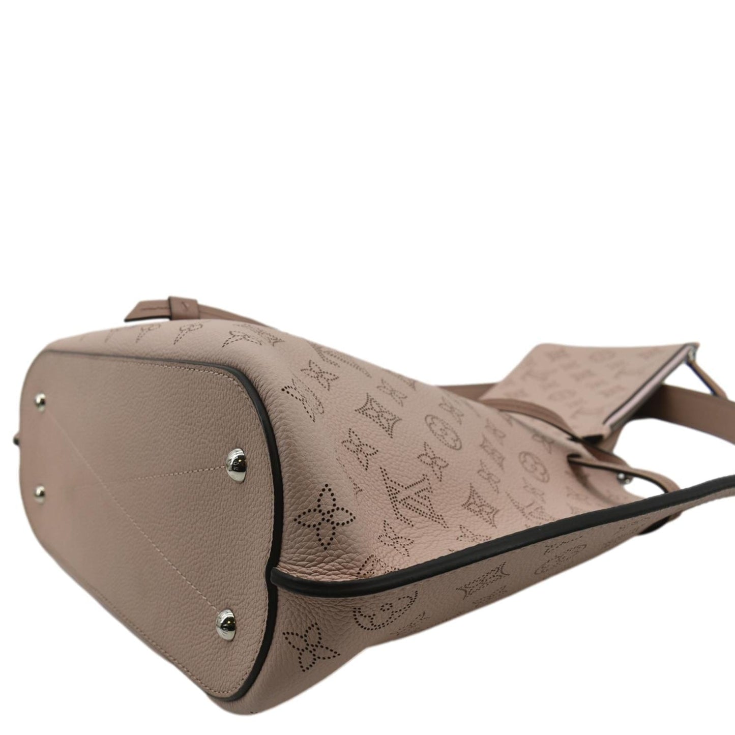 LOUIS VUITTON Girolata Monogram Mahina Leather Shoulder Bag Magnolia