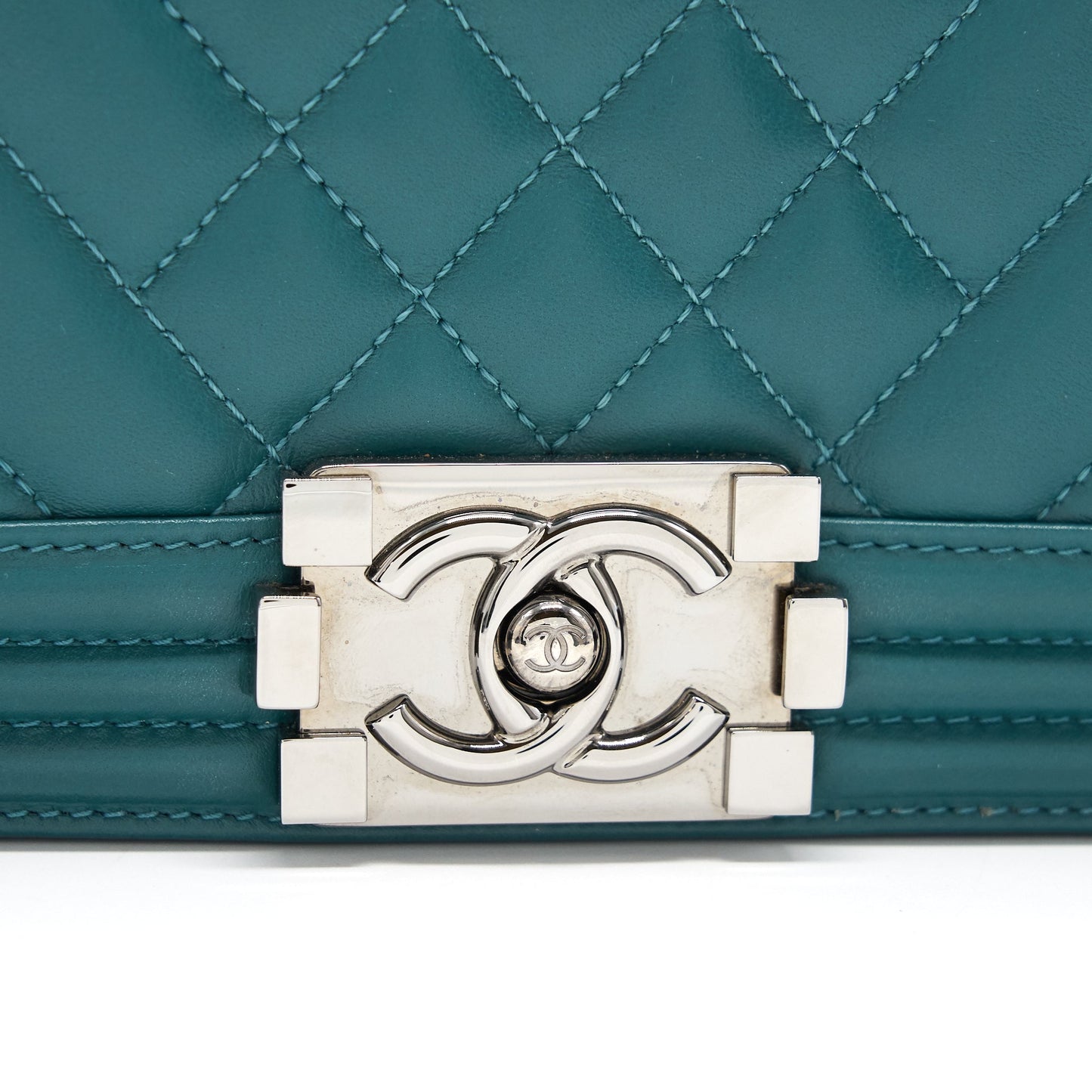 CHANEL LE BOY CHEVRON CALFSKIN PEACOCK GREEN