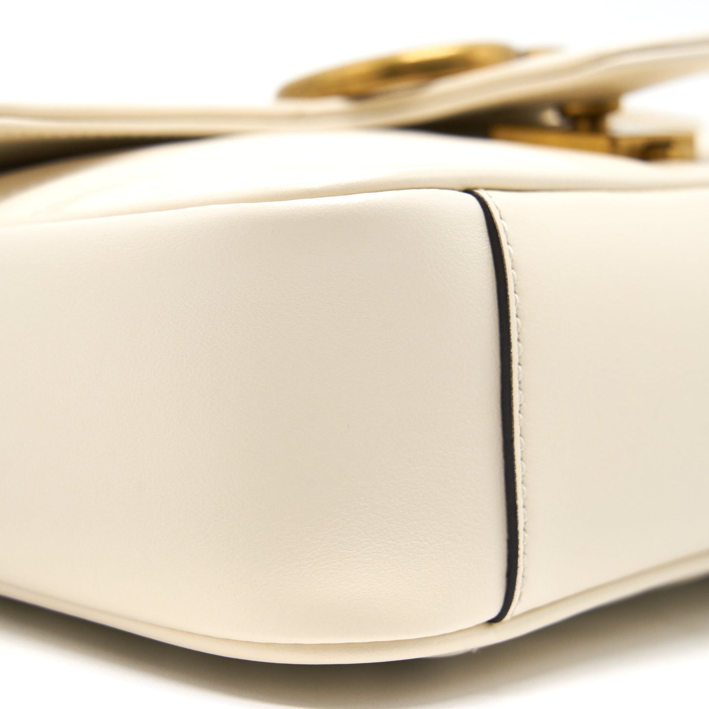 GUCCI GG MARMONT MINI BAG WHITE WITH GOLD