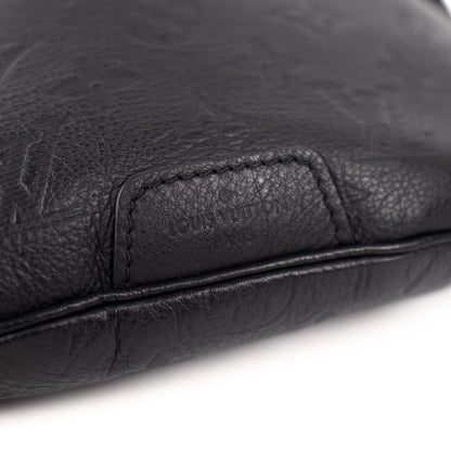 Louis Vuitton Men Bumbag Black