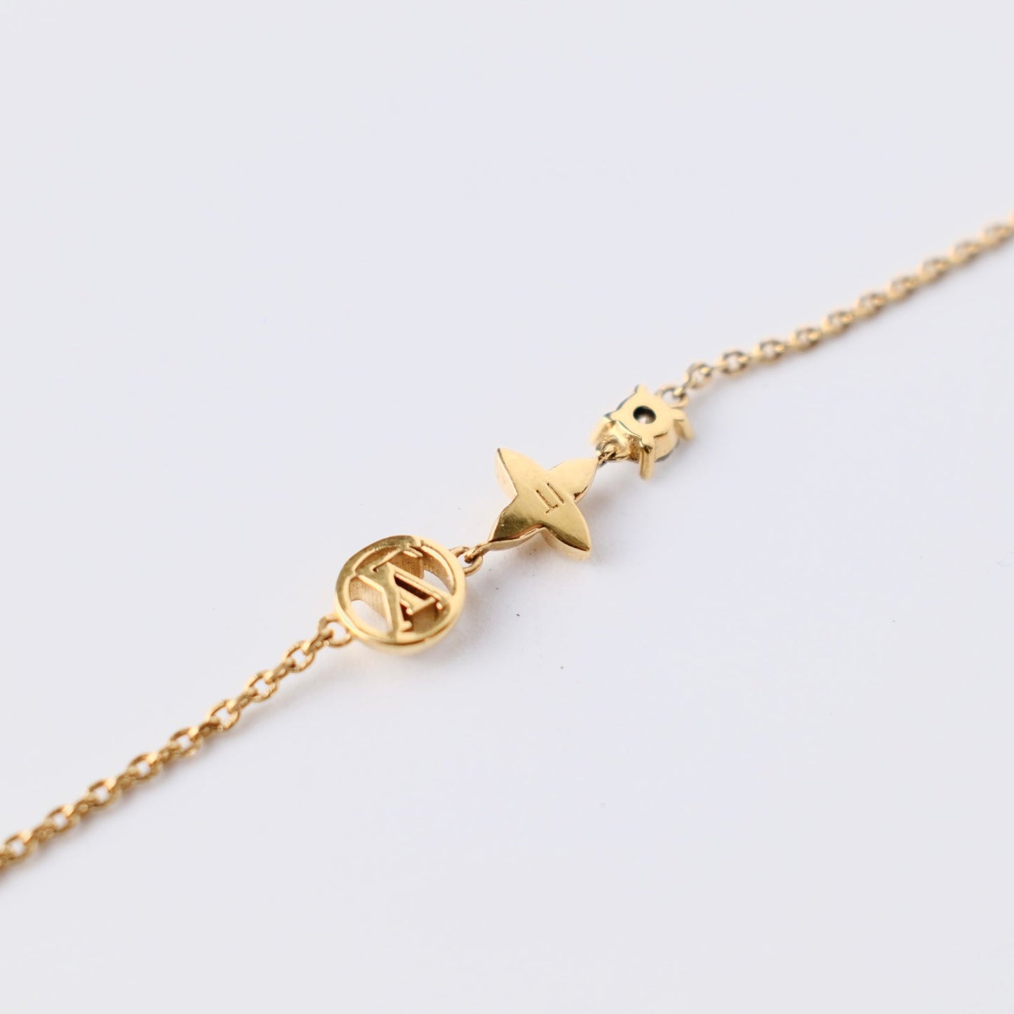 Louis Vuitton Petite Louis Bracelet Costume Jewellery