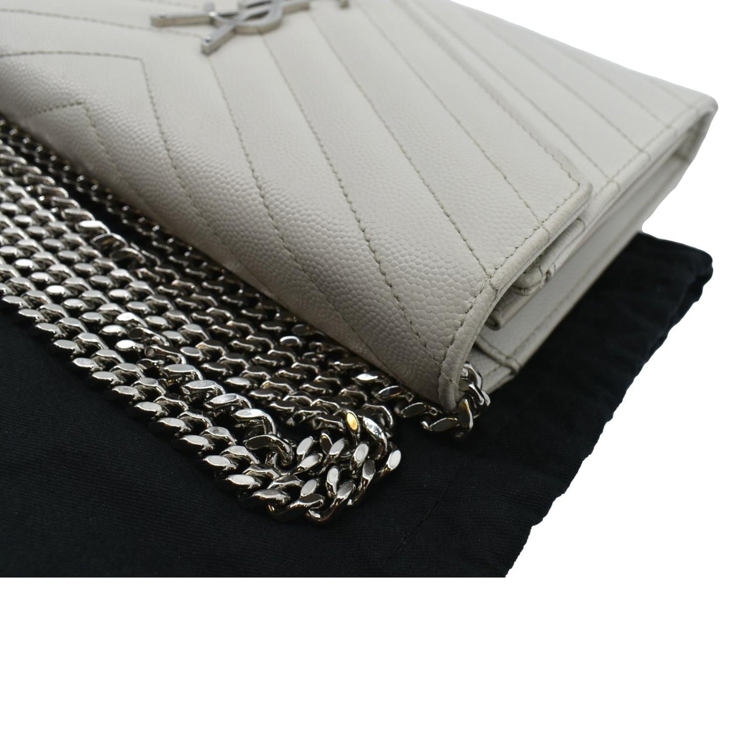YVES SAINT LAURENT Grain De Poudre Envelope Chain Bag White