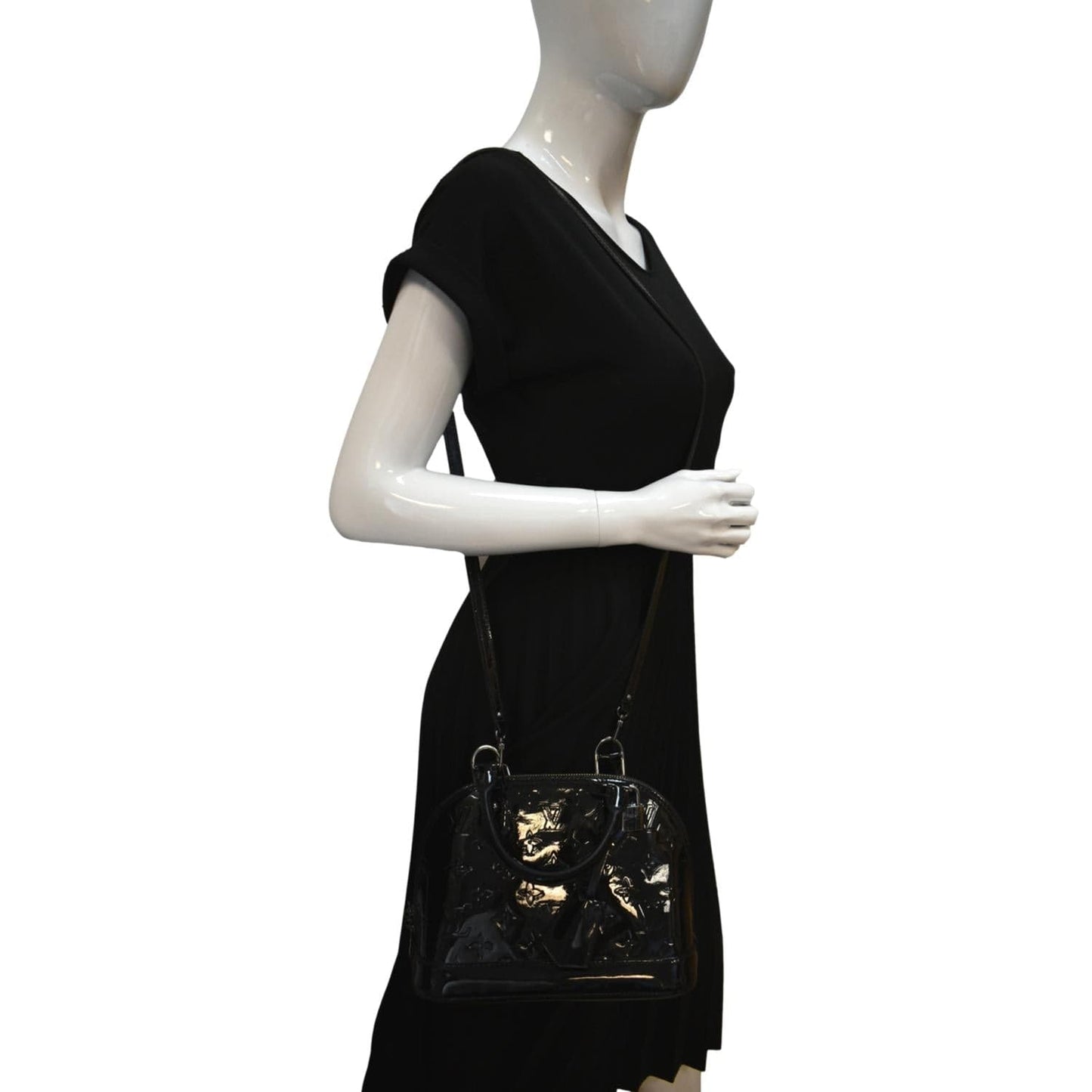 LOUIS VUITTON Alma BB Vernis Leather Satchel Crossbody Bag Black
