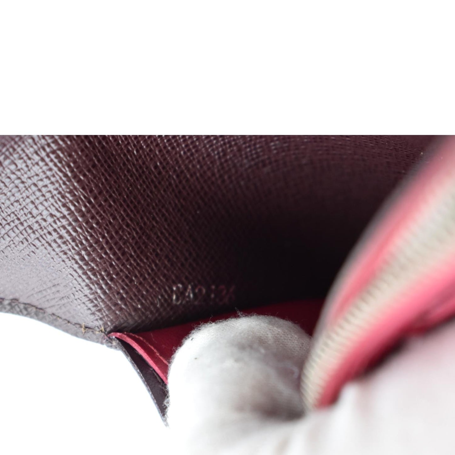LOUIS VUITTON Portefeuille Emilie Epi Leather Wallet