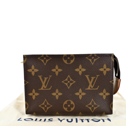 LOUIS VUITTON Toiletry 15 Monogram Canvas Cosmetics Pouch Brown