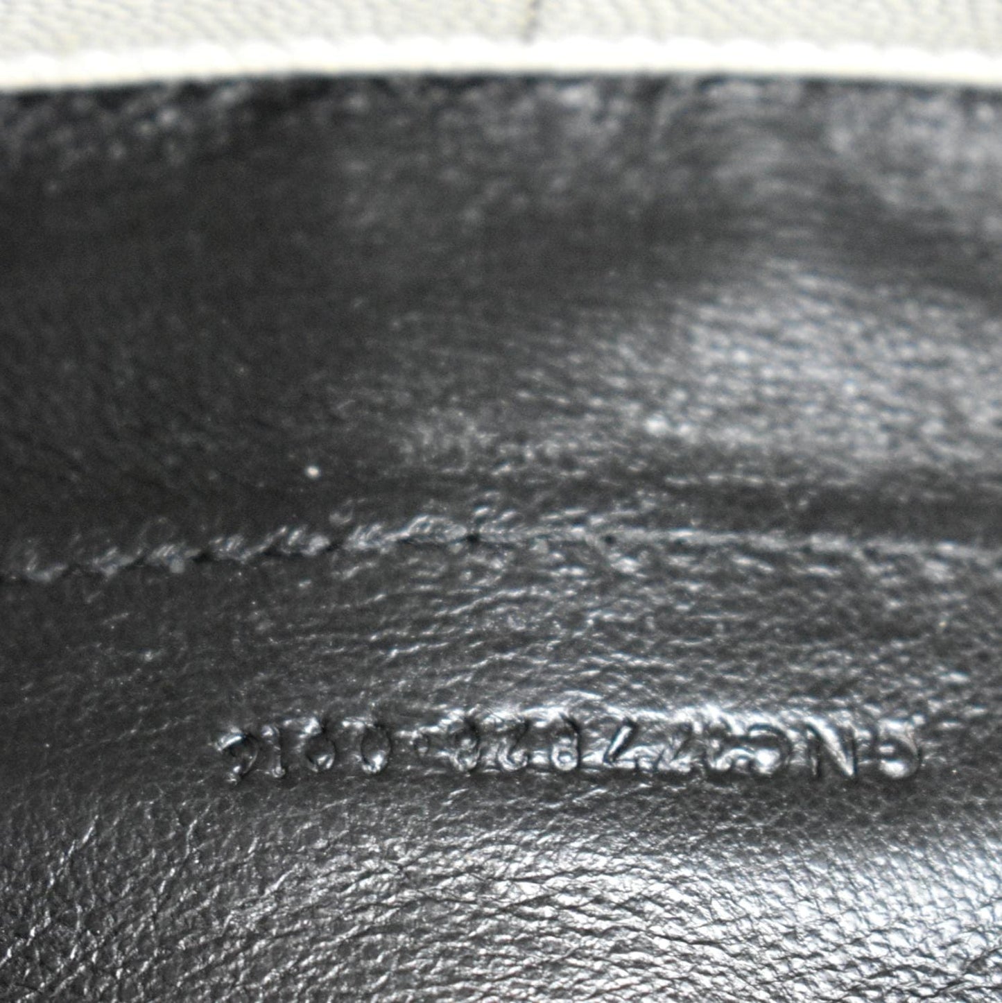 YVES SAINT LAURENT Contrast Trim Wallet on Chain Leather Shoulder Bag White