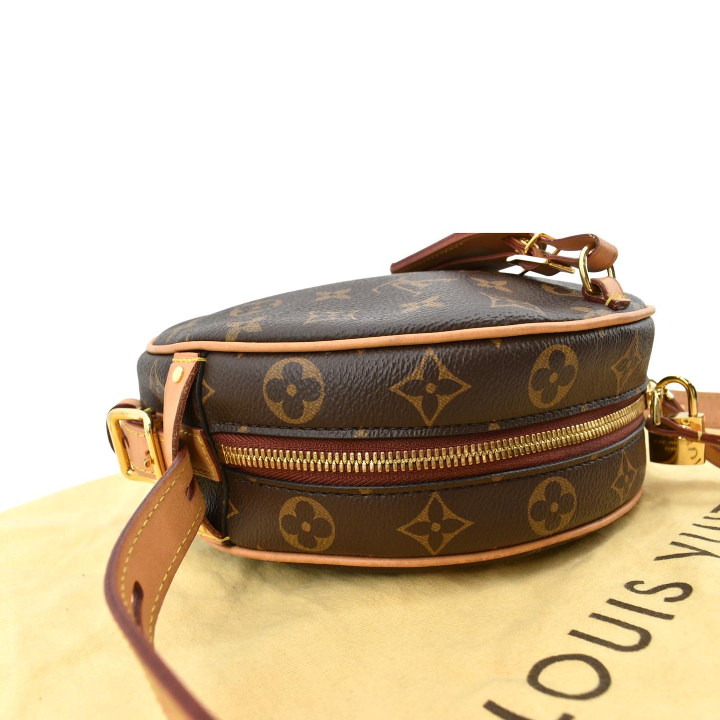 LOUIS VUITTON Boite Chapeau Souple MM Monogram Canvas Shoulder Bag Brown