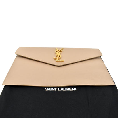 YVES SAINT LAURENT Uptown Envelope Grain De Poudre Leather Clutch Beige