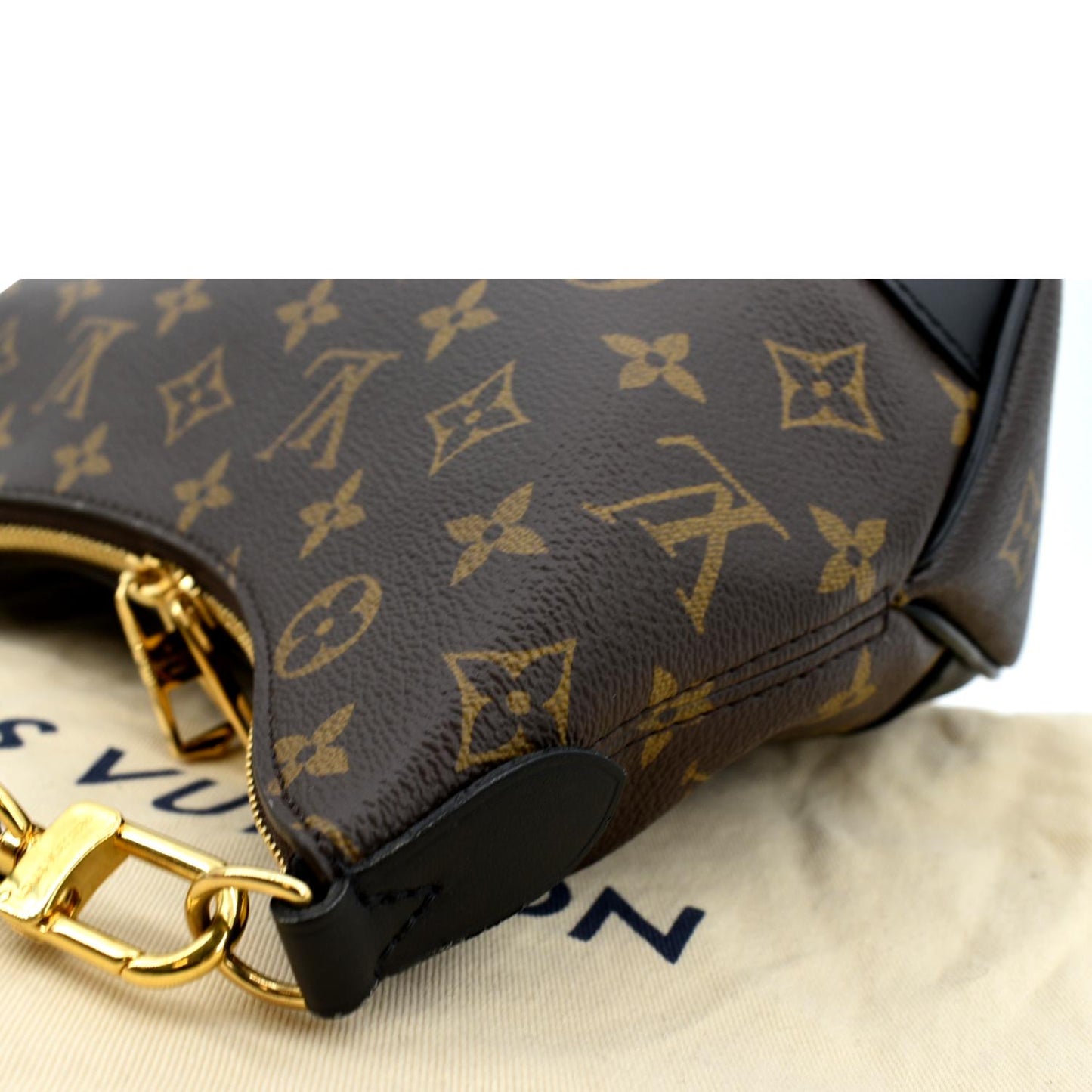 LOUIS VUITTON Boulogne NM Monogram Canvas Shoulder Bag Brown