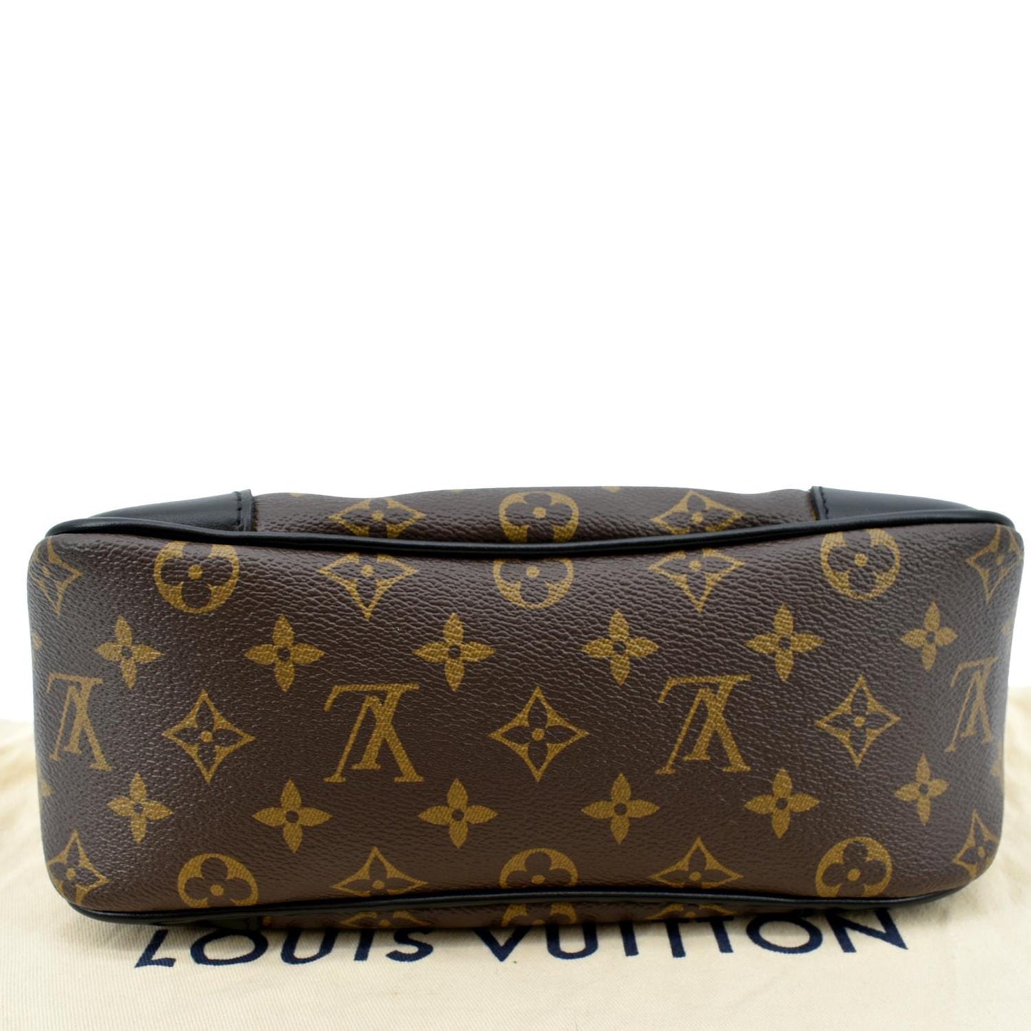 LOUIS VUITTON Boulogne NM Monogram Canvas Shoulder Bag Brown