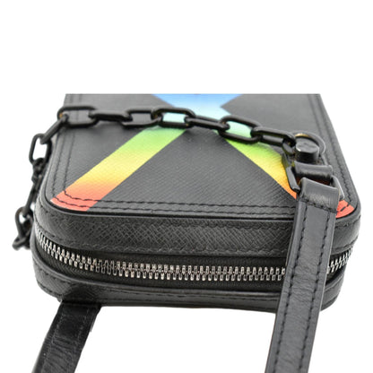 LOUIS VUITTON Sac Danube Taiga Messenger Crossbody Bag Black