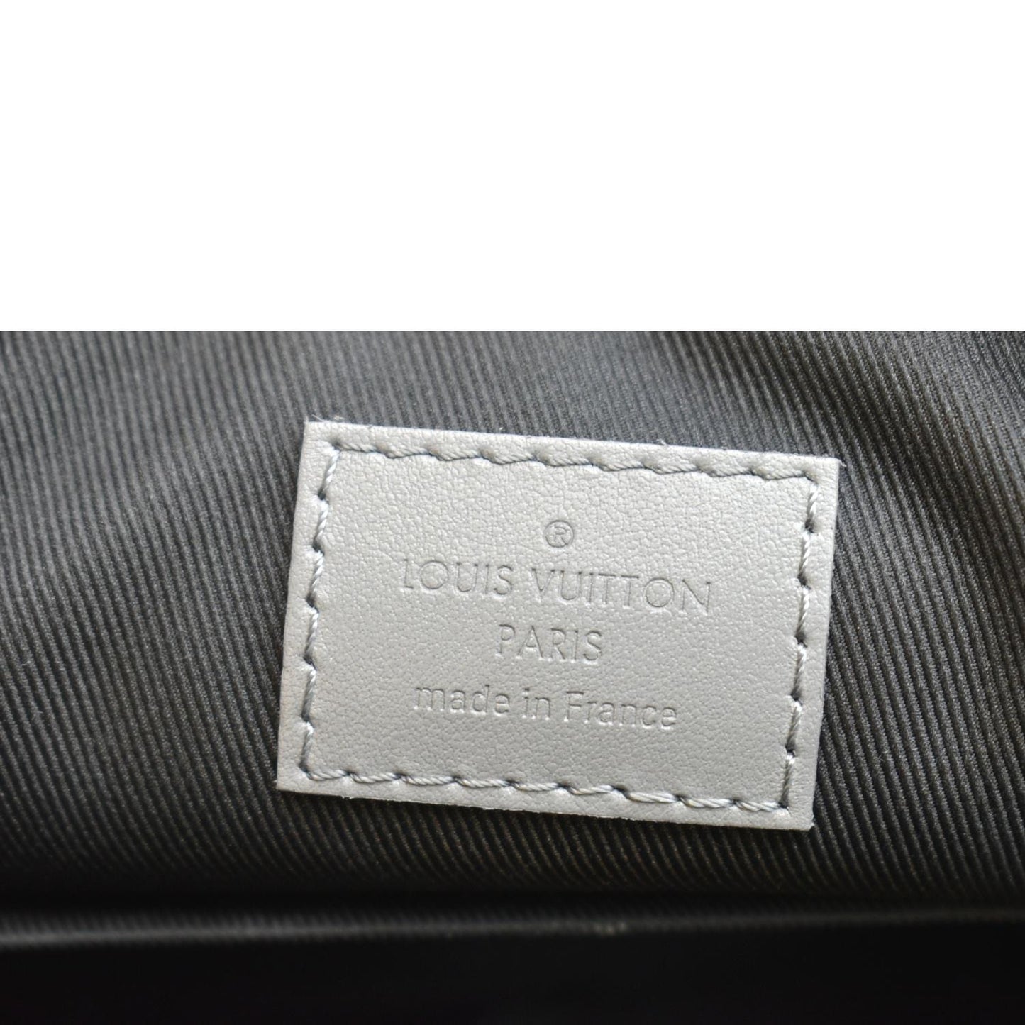 LOUIS VUITTON Duo Messenger Monogram Shadow Leather Shoulder Bag Grey