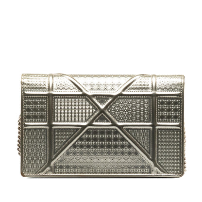 Dior Baby Patent Microcannage Diorama Wallet on Chain (SHG-tQS2vd)