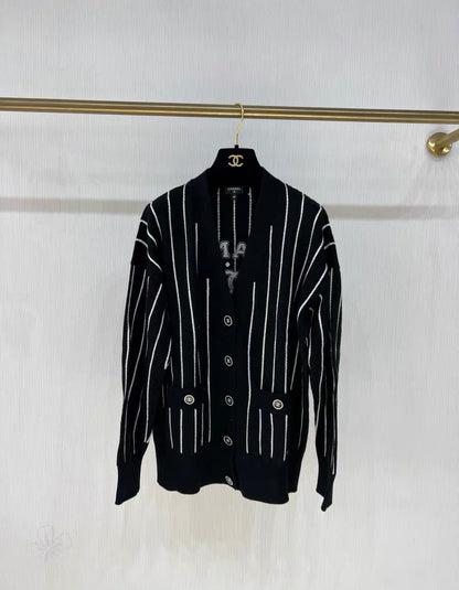 CHANEL 23P LOGO CASHMERE CARDIGAN