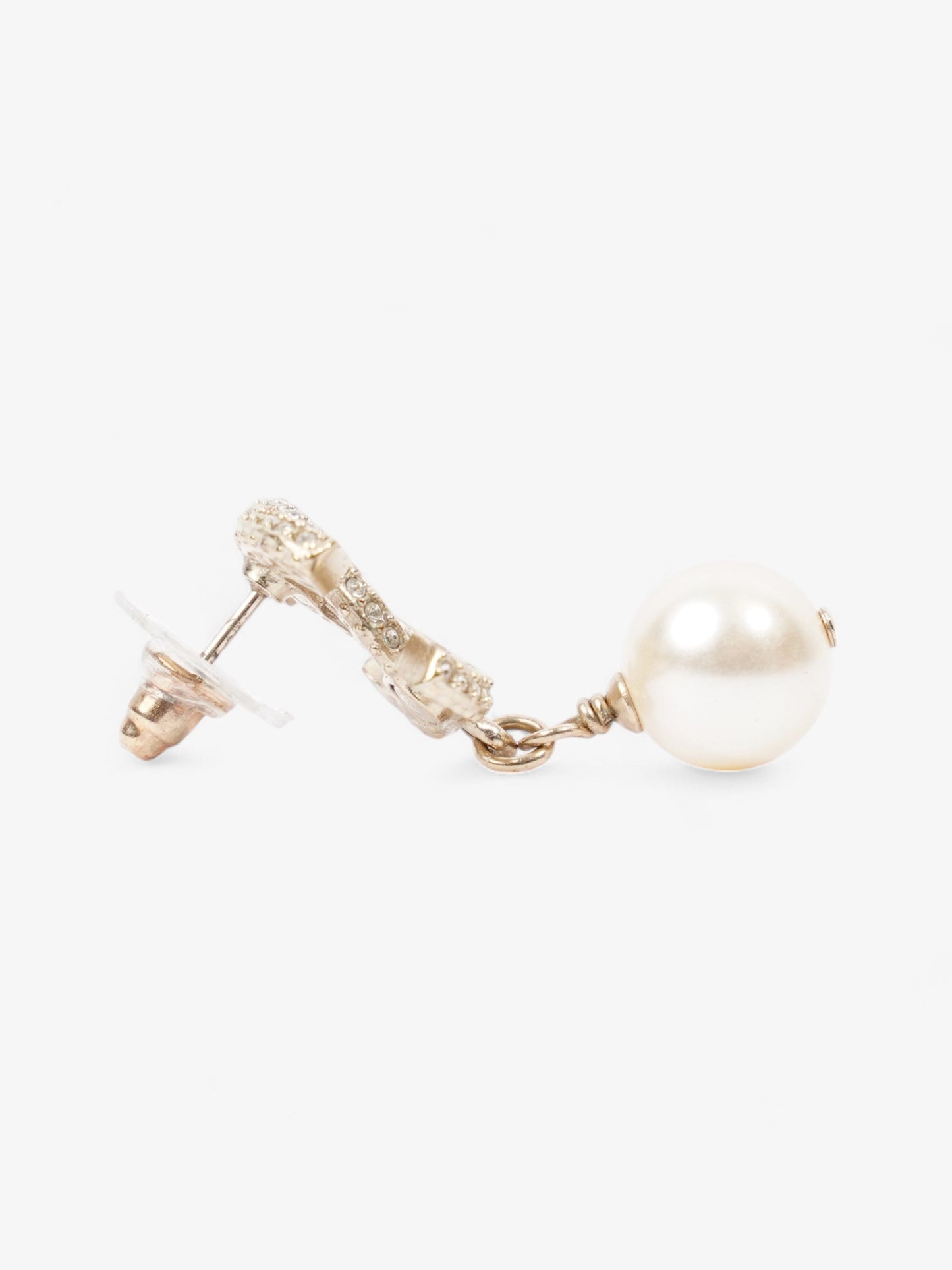 Chanel CC Pearl Drop Earrings Light Gold / White Base Metal