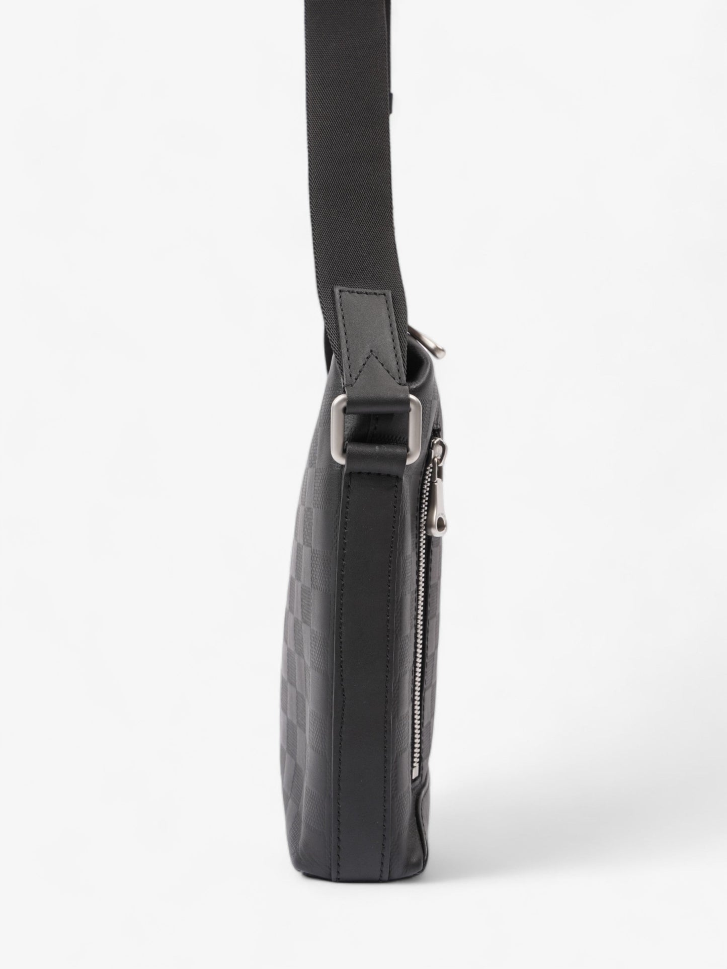 Louis Vuitton Discovery BB Damier Infini Leather