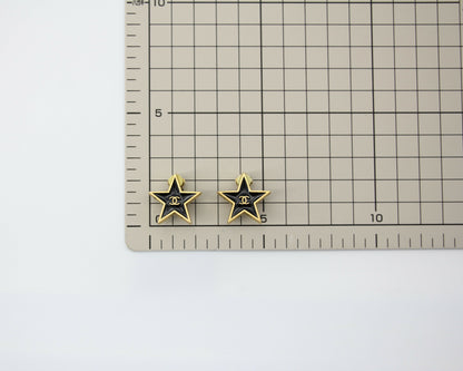 Chanel Vintage 01P Metal Black Star Shape CC Clip-on Earrings
