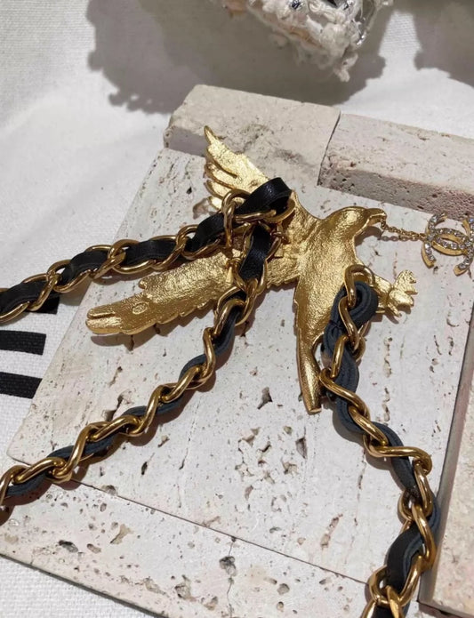 Vintage CHANEL Jeweled Eagle Chain Leather Necklace Belt
