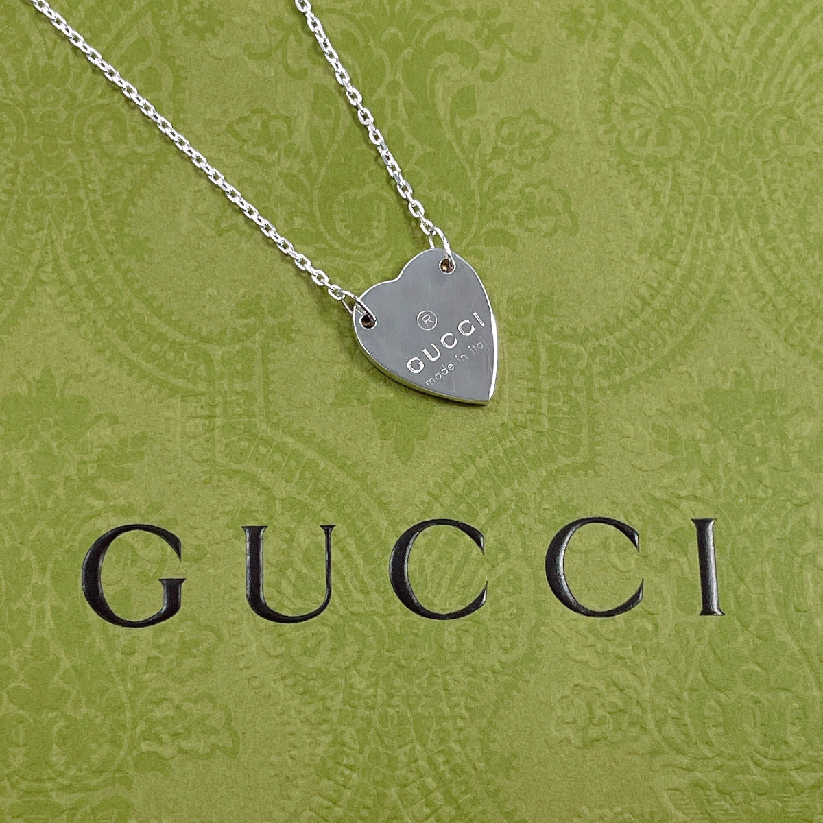 Gucci Trademark Heart Silver Necklace