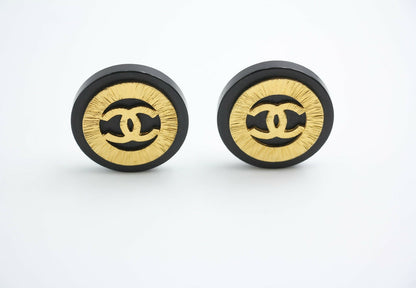 Chanel Vintage 1992 Gold-plated Black Gold Brushed Clip-on Earrings