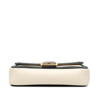 Fendi Bicolor Leather Chain Midi Baguette (SHG-dW85u0)