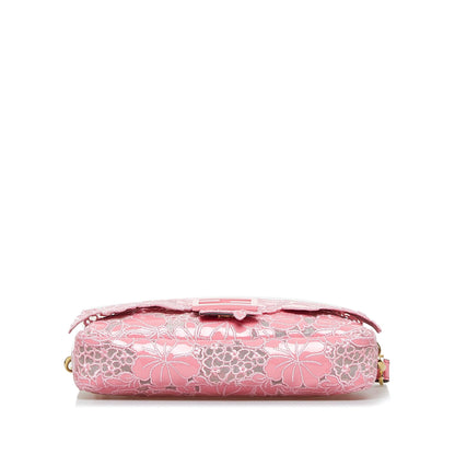 Fendi Embroidered Lace Baguette (SHG-GlR2r8)