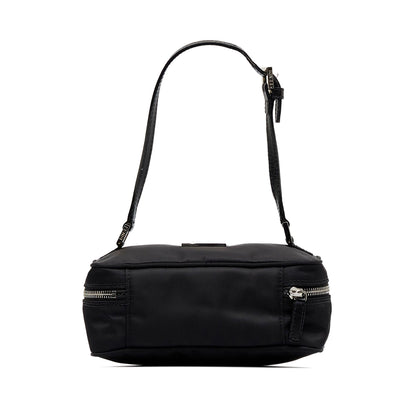 Fendi FF Vanity Bag (SHG-ySijwt)