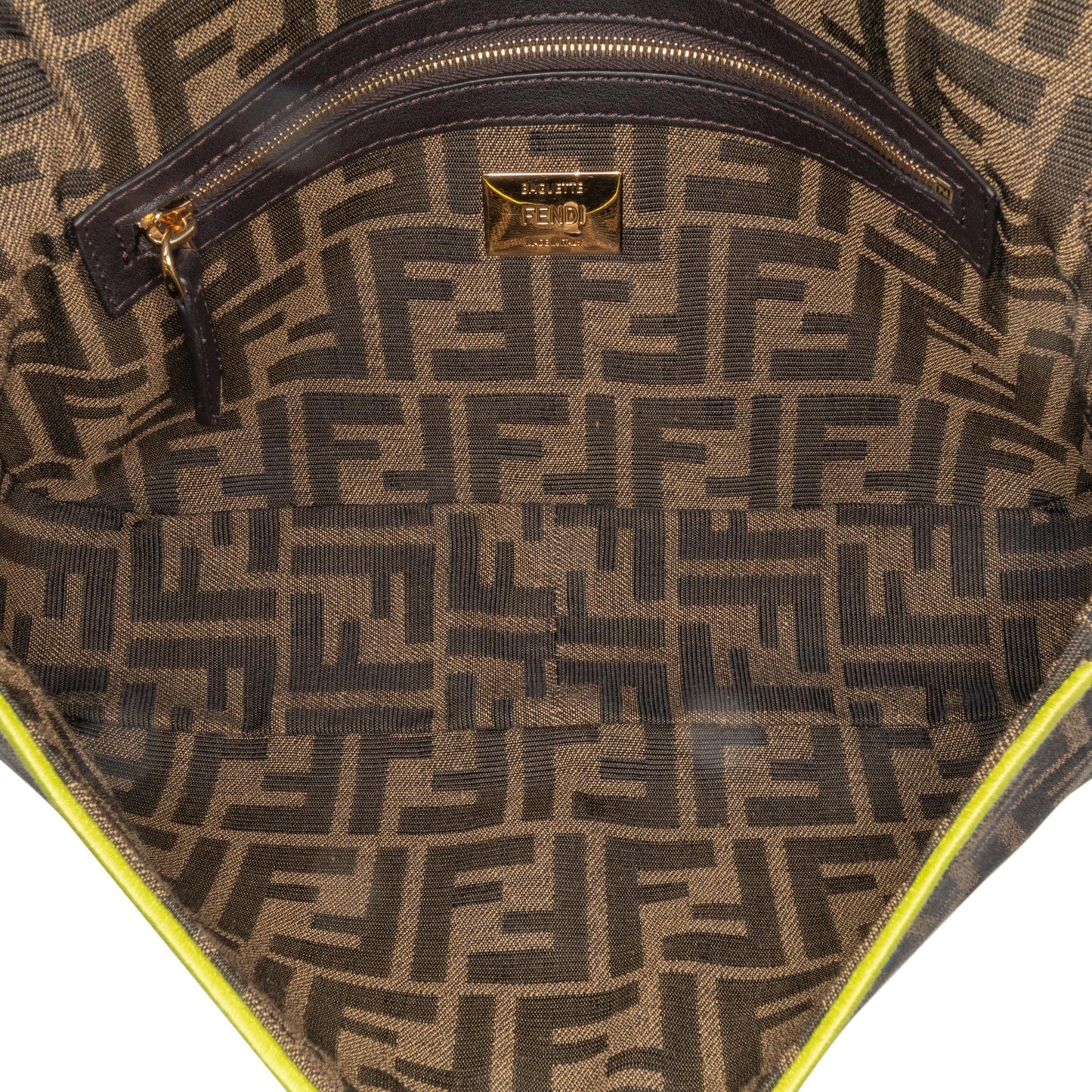 Fendi Large Zucca Fluo Trim Baguette Satchel (SHG-jbo1Oy)