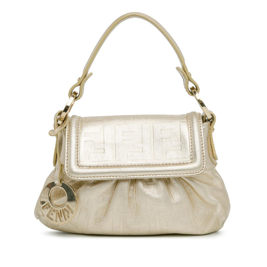 Fendi Zucca Embossed Leather Chef Flap (SHG-mTgdEi)