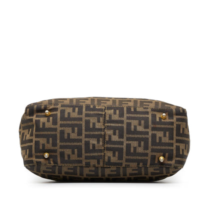 Fendi Zucca Tote (SHG-ZCaK8p)