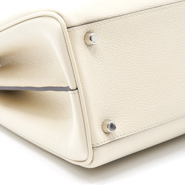 Gucci Zumi Grainy Leather Small Top Handle Bag